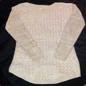Sweater light tan SMALL It’s our Time. Different knitted patterns EUC